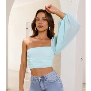 Hello Molly • Sky Blue One-Shoulder Top nwt